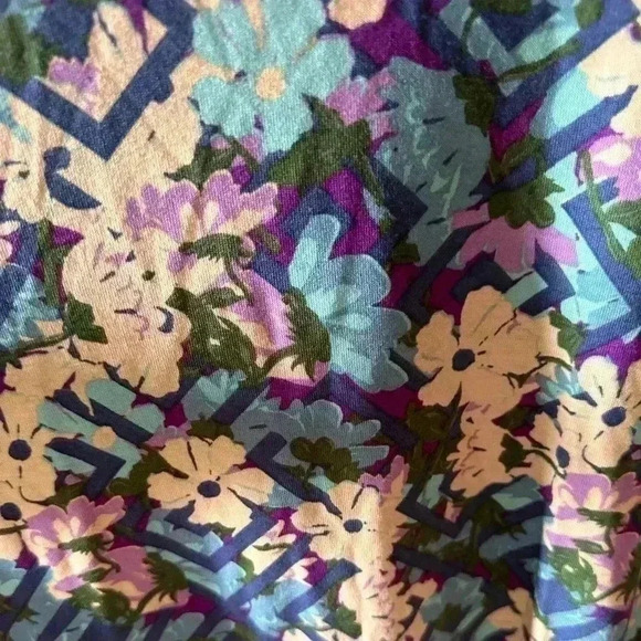Lularoe turquoise & purple floral XXS Perfect T. Pattern on pattern..NWT - Picture 4 of 6